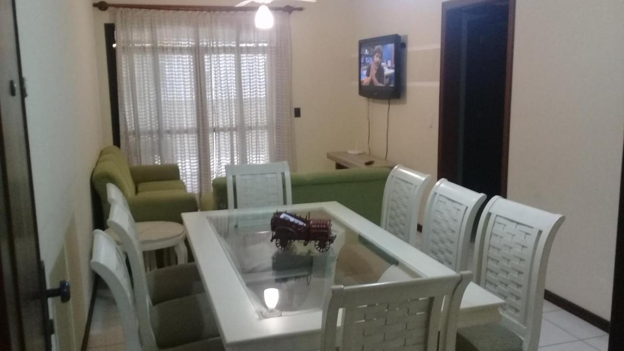 Apartamento De 2 Domitorios E 1 Garagem No Centro De Bombinhas 50 Metros Da Praia Na Avenida Principal Proximo Ao Shopping Punta Blu Exterior photo
